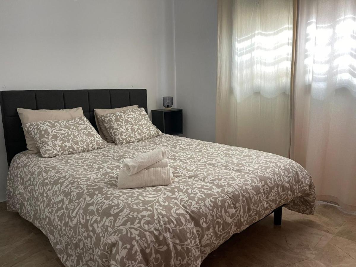 Отель Astral-Habitacion Doble Privada En Casa Compartida-Uebica2 Майрена-дель-Альхарафе Экстерьер фото