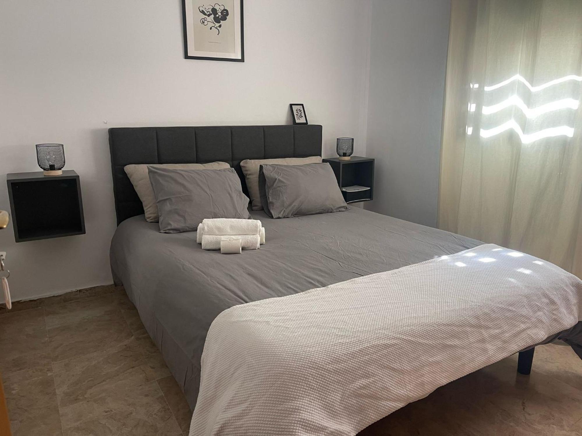 Отель Astral-Habitacion Doble Privada En Casa Compartida-Uebica2 Майрена-дель-Альхарафе Экстерьер фото
