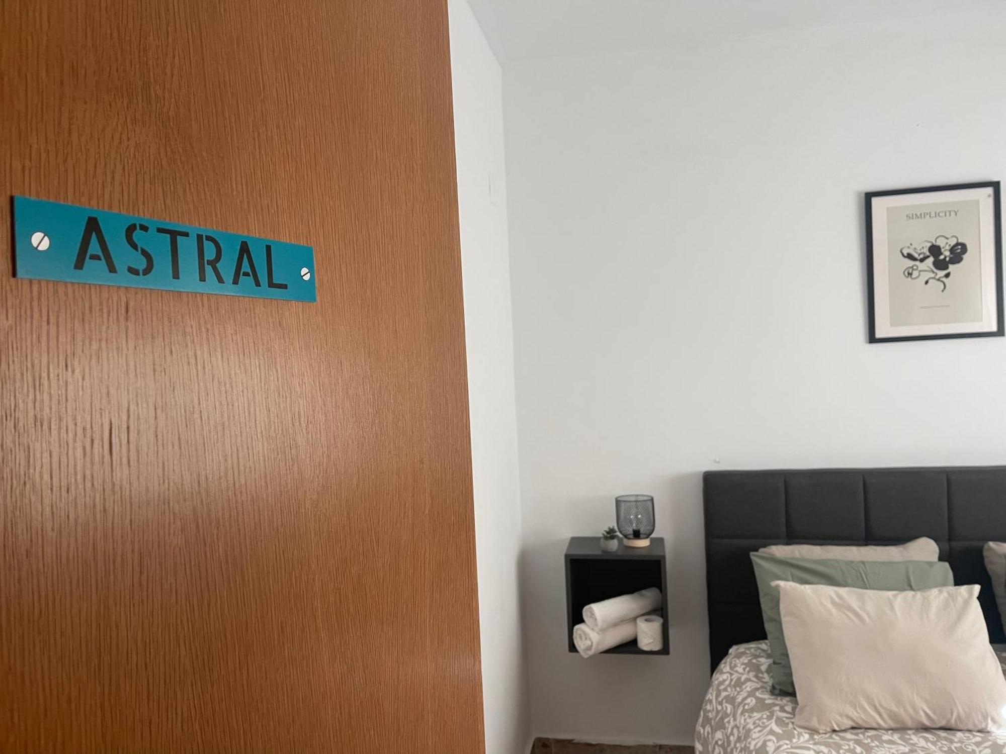 Отель Astral-Habitacion Doble Privada En Casa Compartida-Uebica2 Майрена-дель-Альхарафе Экстерьер фото