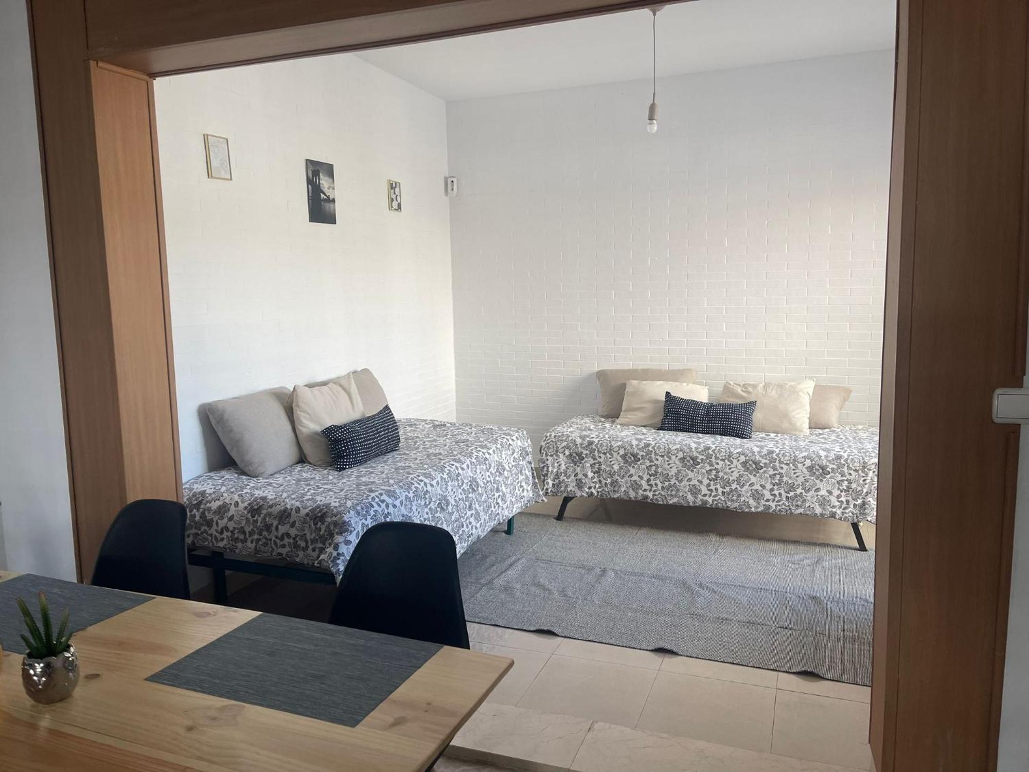 Отель Astral-Habitacion Doble Privada En Casa Compartida-Uebica2 Майрена-дель-Альхарафе Экстерьер фото